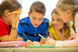 Comunicación en entornos educativos (125 horas)